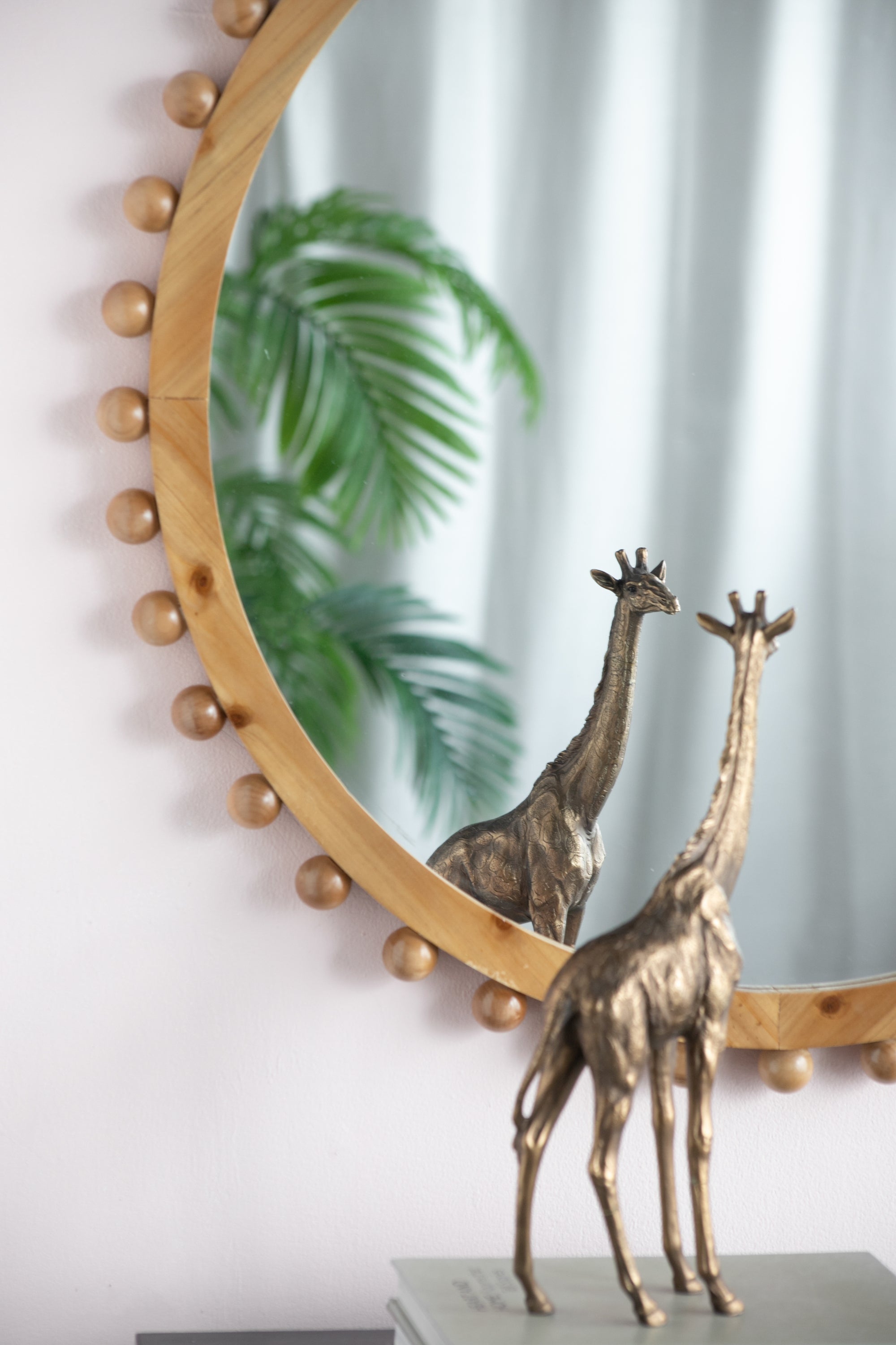 D34" Wood Round Mirror with Beaded Frame, Circle Wall Mirror for Living Room Bedroom Entryway