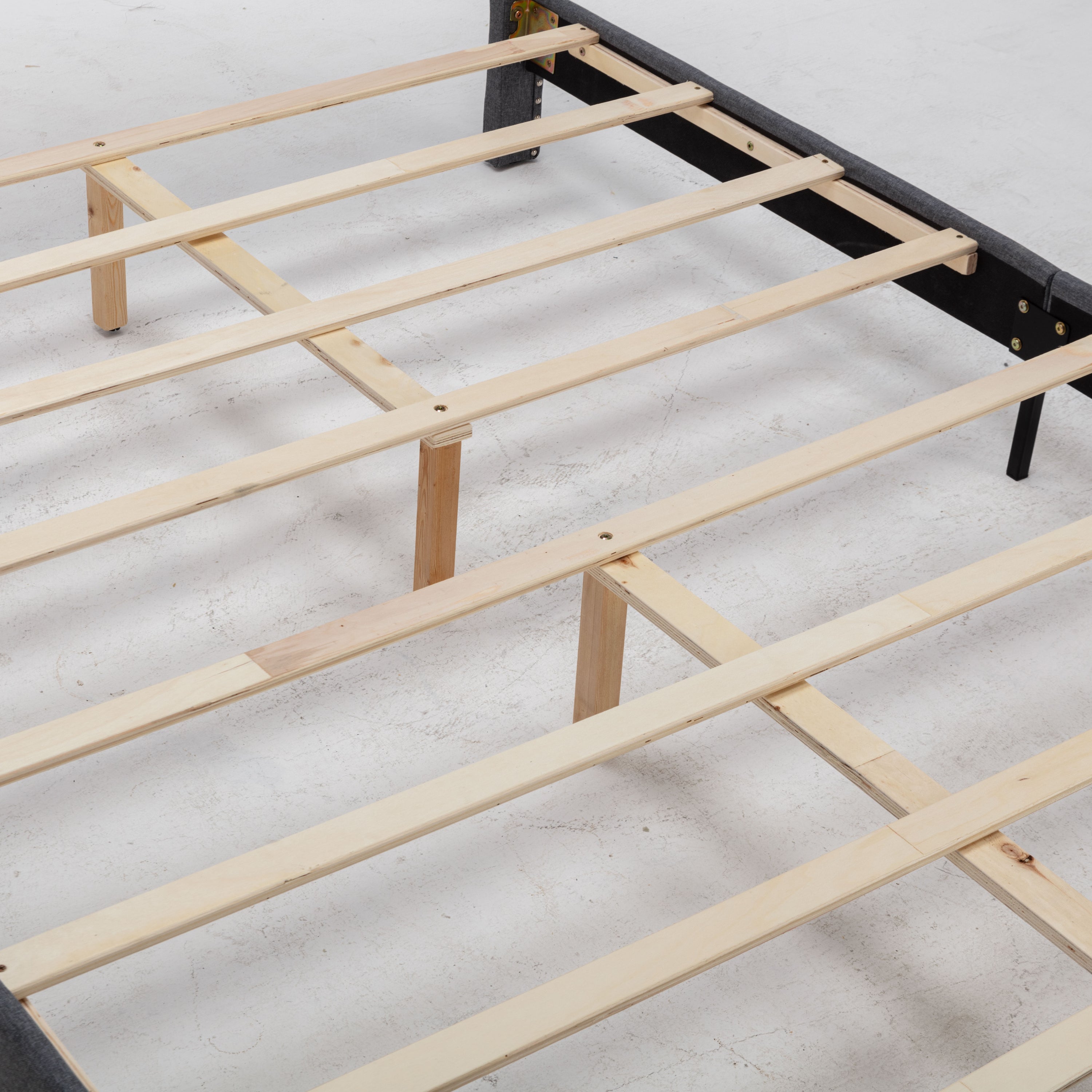 DongHeng Queen Size Bed with Headboard, Modern Linen Curved Upholstered Platform Bed , Solid Wood Frame , Nailhead Trim, Gray