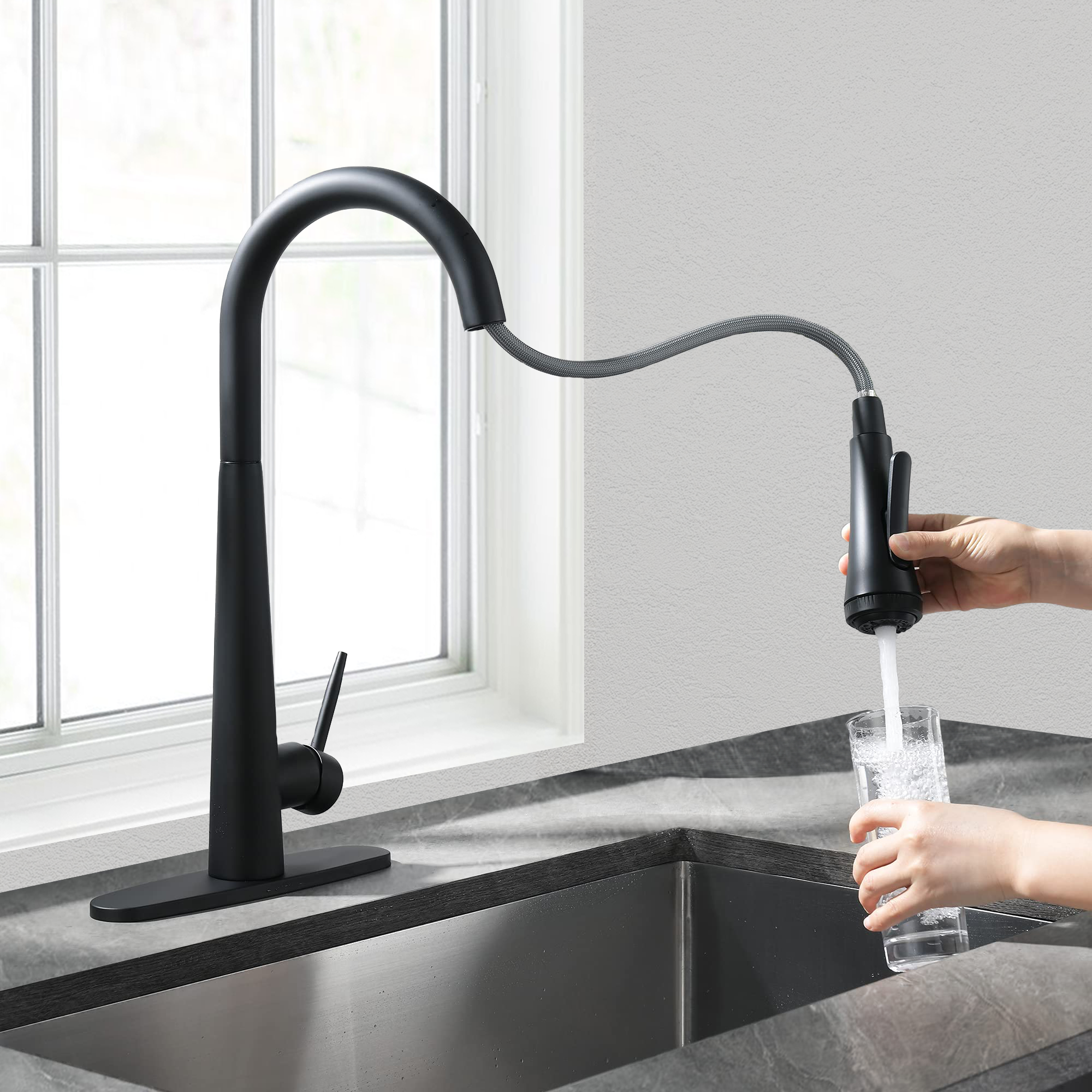 Kitchen Faucet Matte Black with Aquablade Function