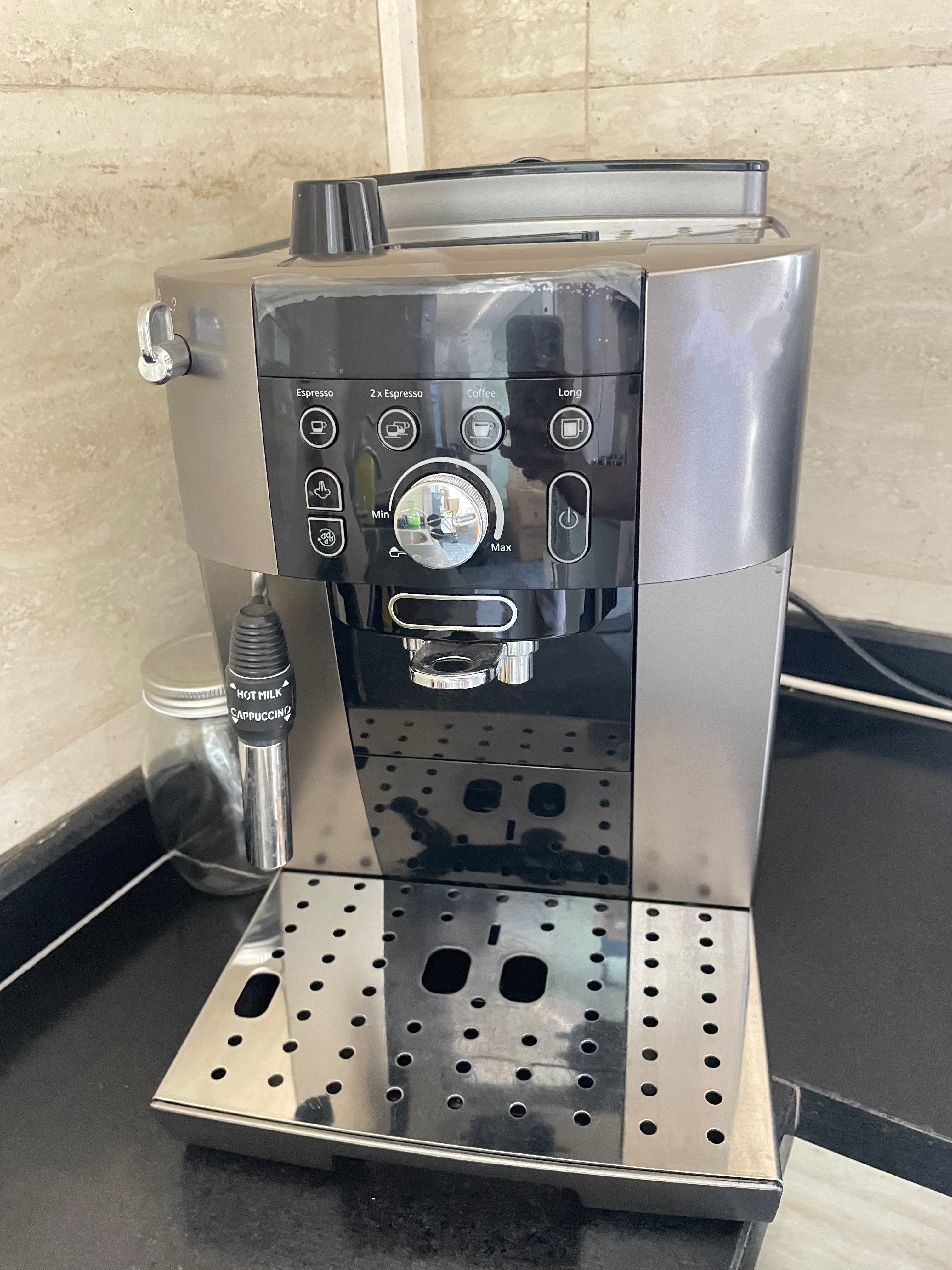 Protenix Electric apparatus for making coffee