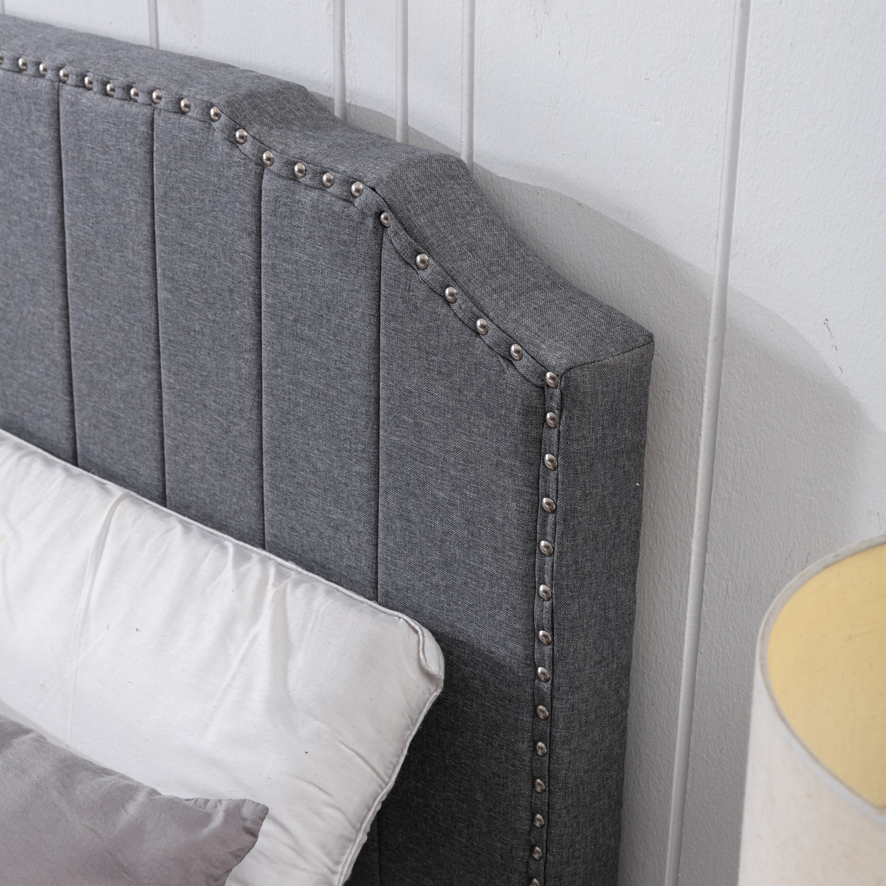 DongHeng Queen Size Bed with Headboard, Modern Linen Curved Upholstered Platform Bed , Solid Wood Frame , Nailhead Trim, Gray