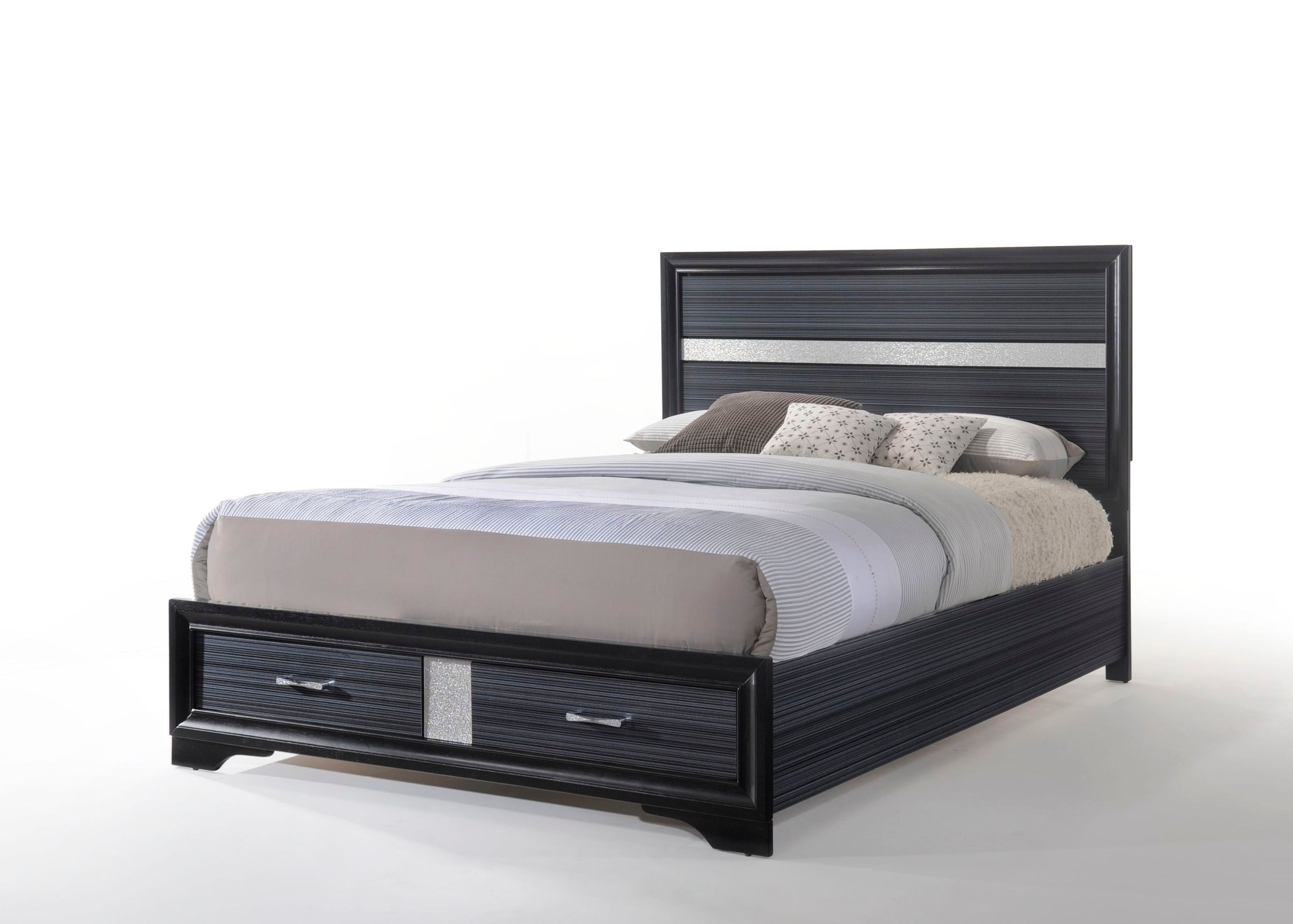 Naima Queen Bed in Black 25900Q