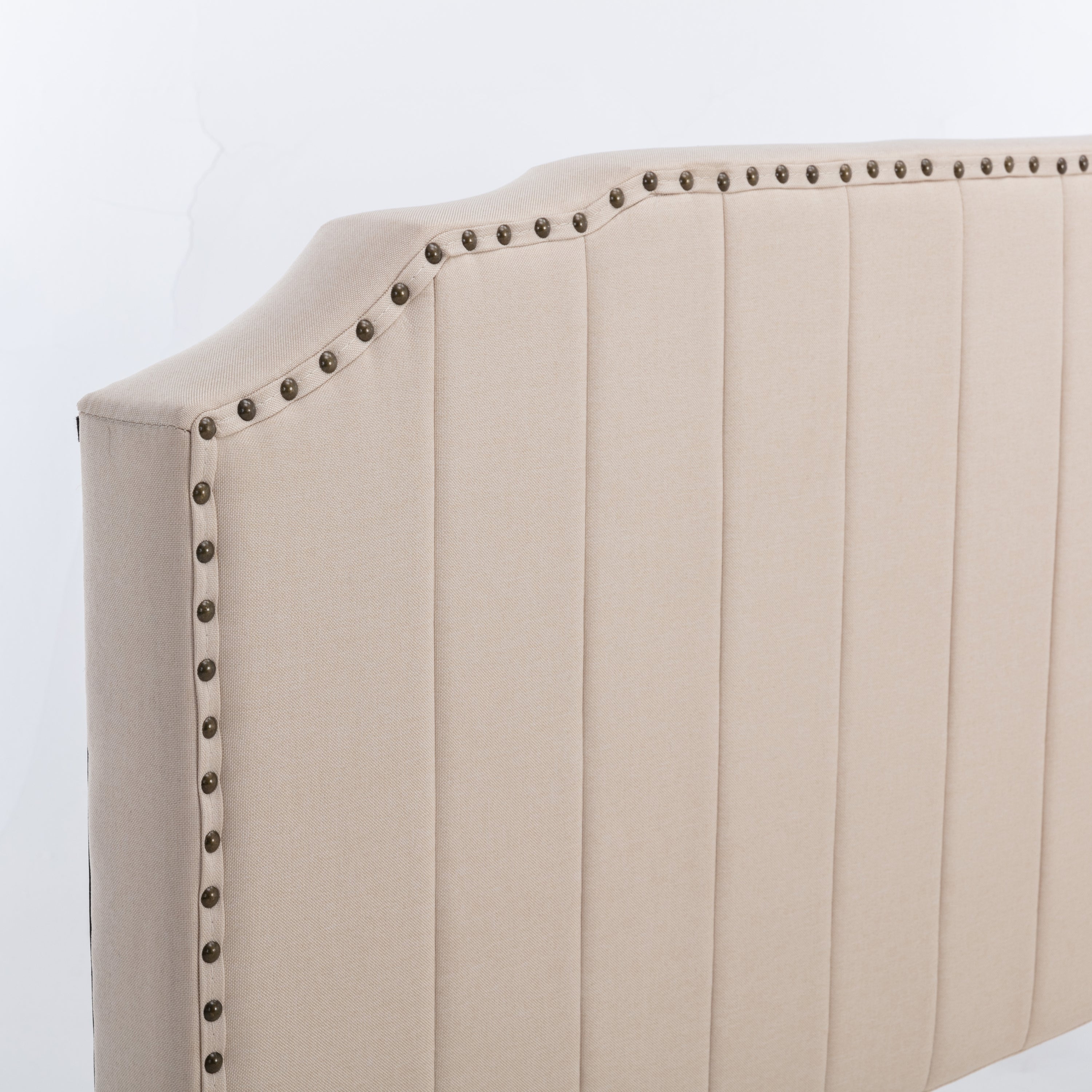 DongHeng King Size Bed with Headboard,Modern Linen Curved Upholstered Platform Bed,Solid Wood Frame,Nailhead Trim,Beige