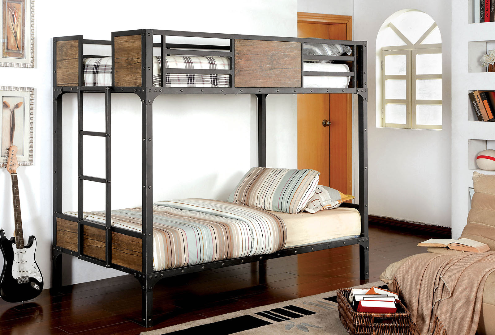 Twin/Twin Bunk Bed