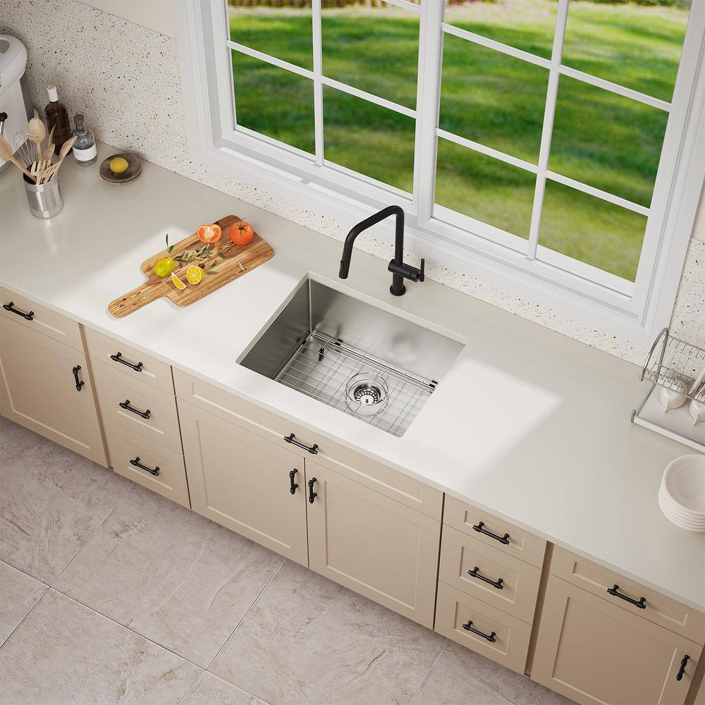 18 Gauge Stainless Steel Kitchen Sink with 3 Accessories