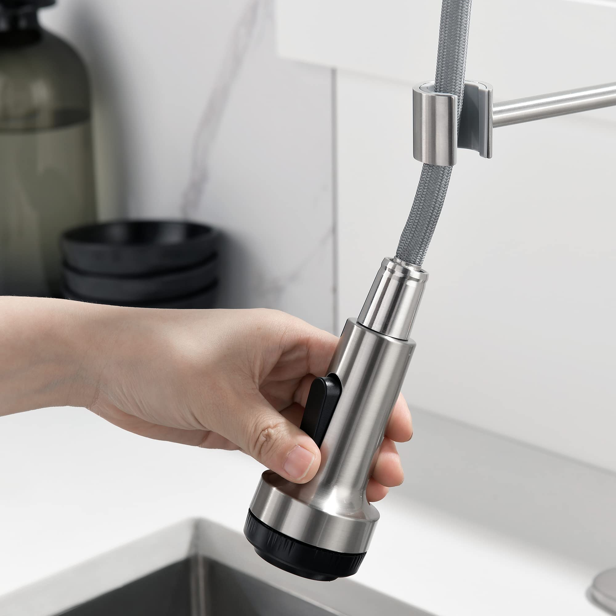 Kitchen Faucet with 4 Mode Pull Down Sprayer Matte Black